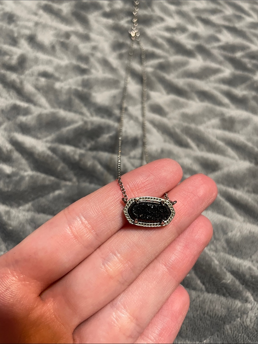 Kendra Scott Necklace!